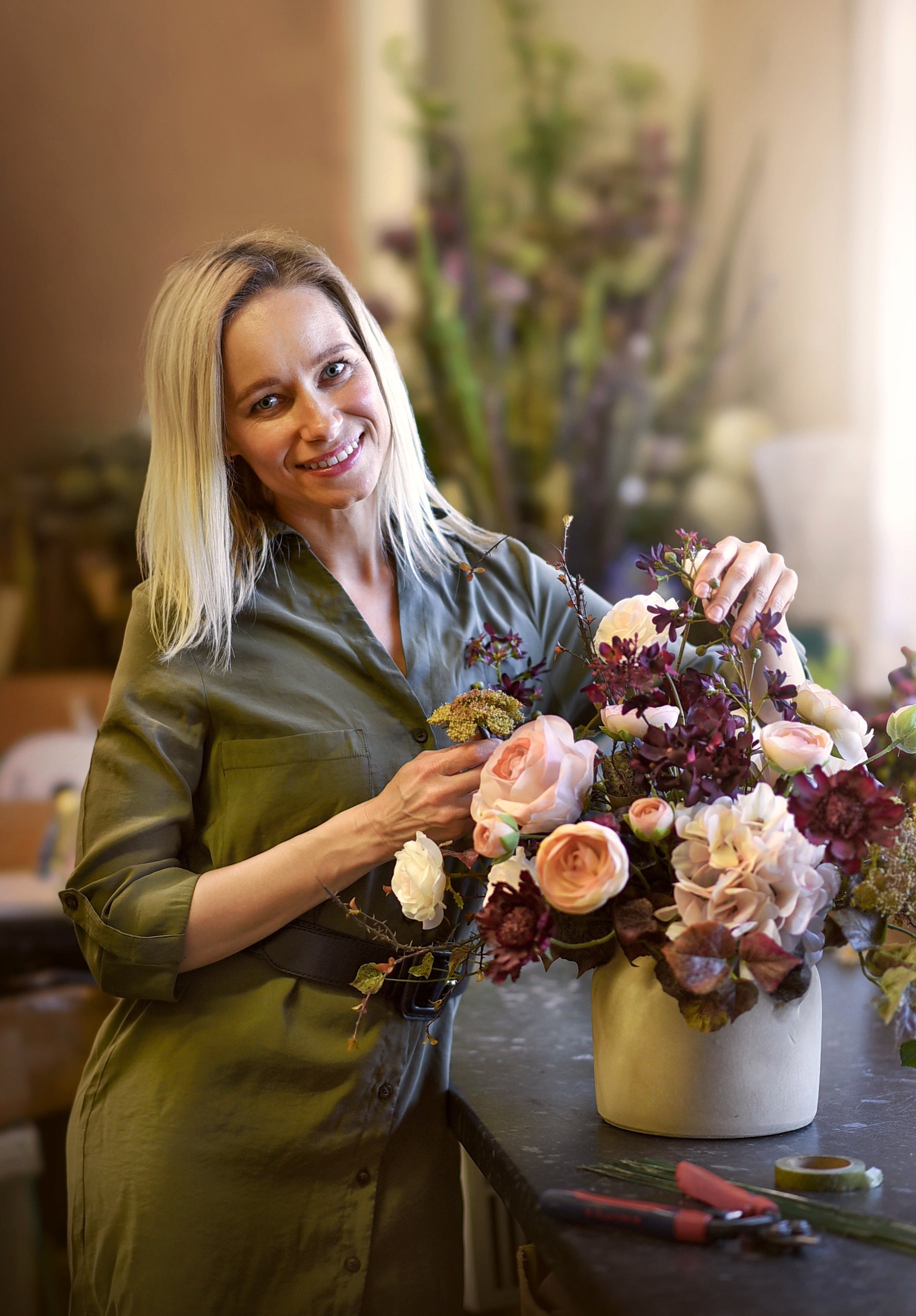 Behind the scenes of creating bespoke arrangements RTfact Flowers