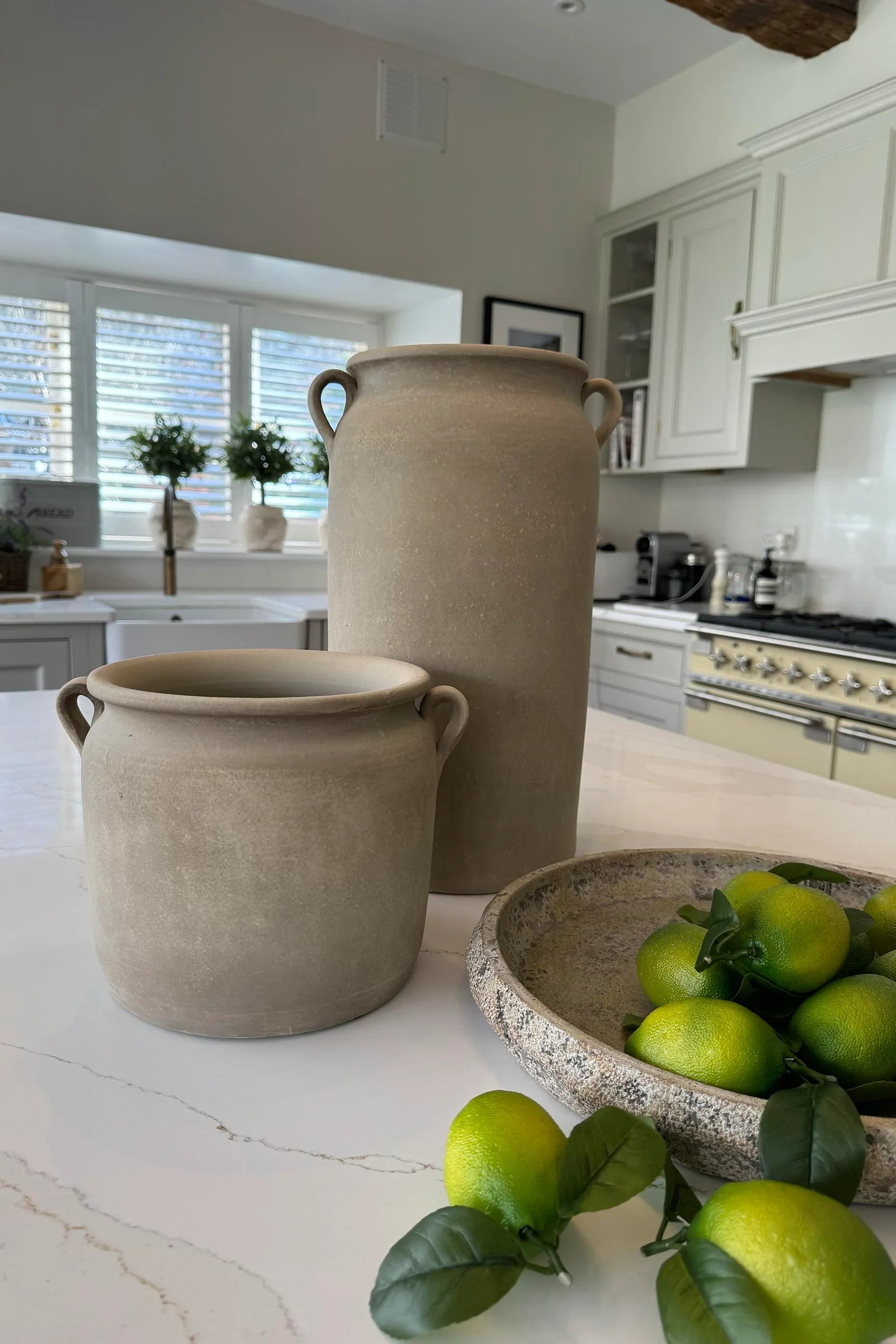 Matt Stone Vases RTfact Flowers 