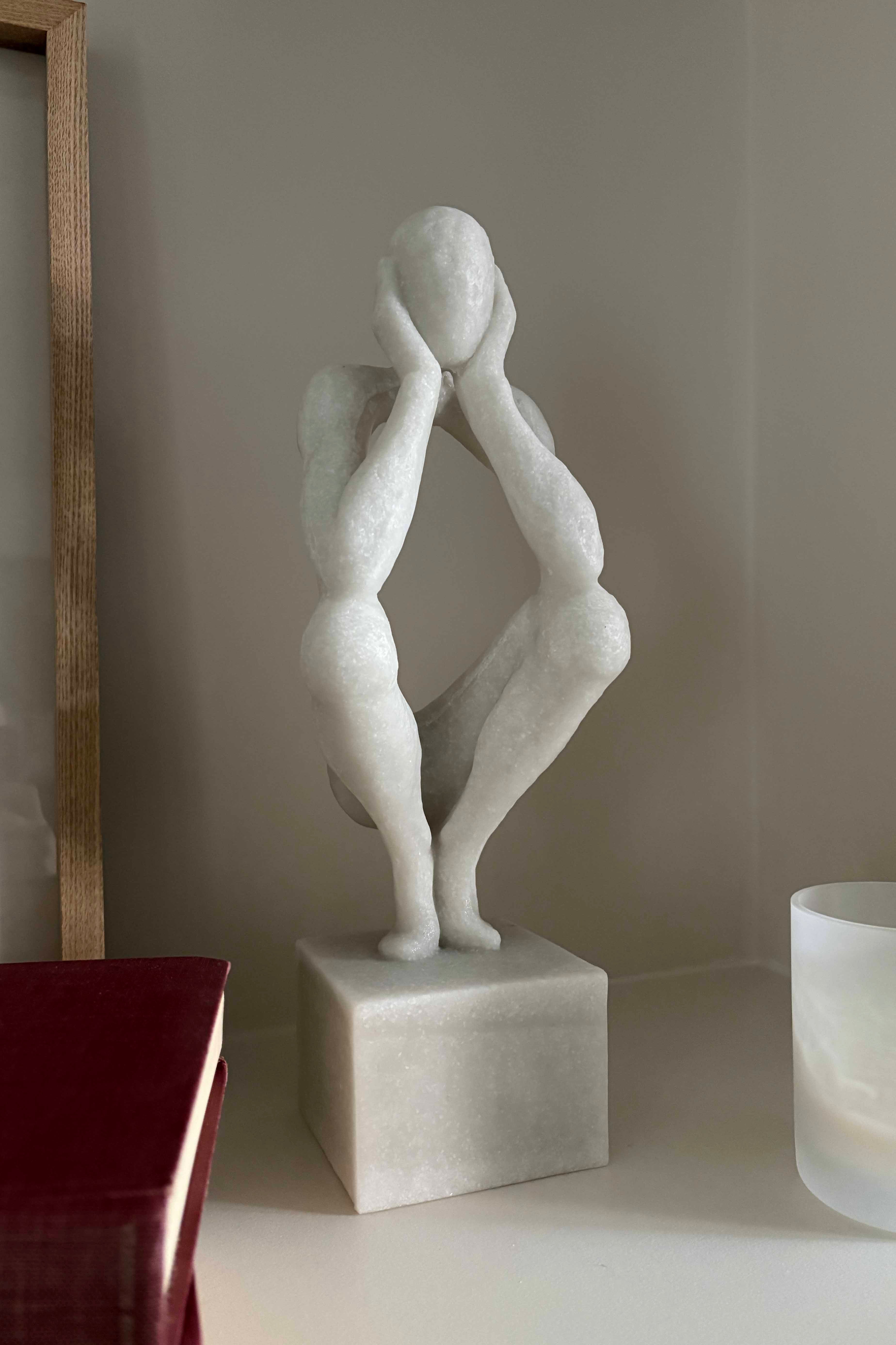 Crouching Person Ornament RTfact Flowers 