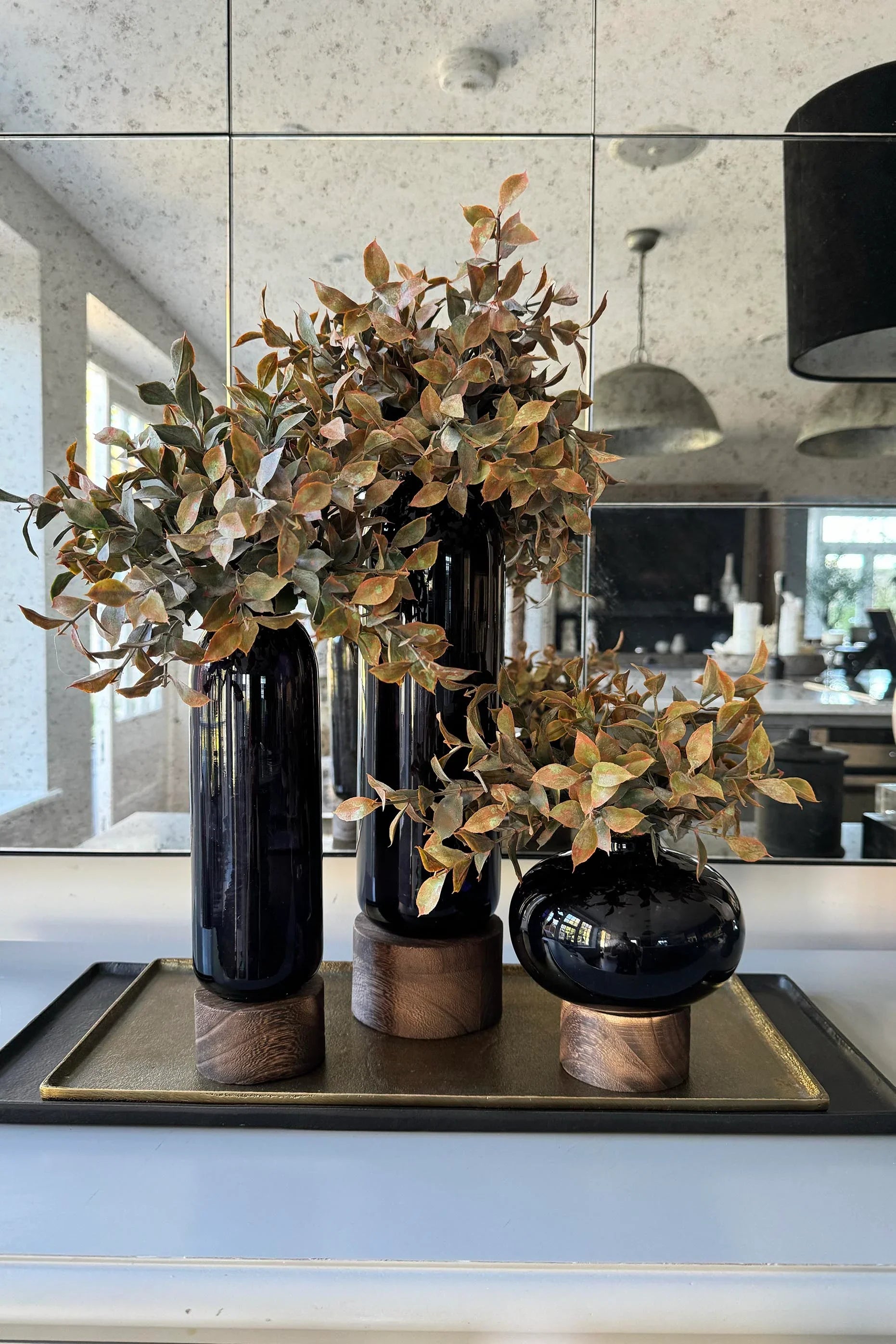 Lappa Bush in Black Glass/ Wood Vase (bulbous) RTfact Flowers 