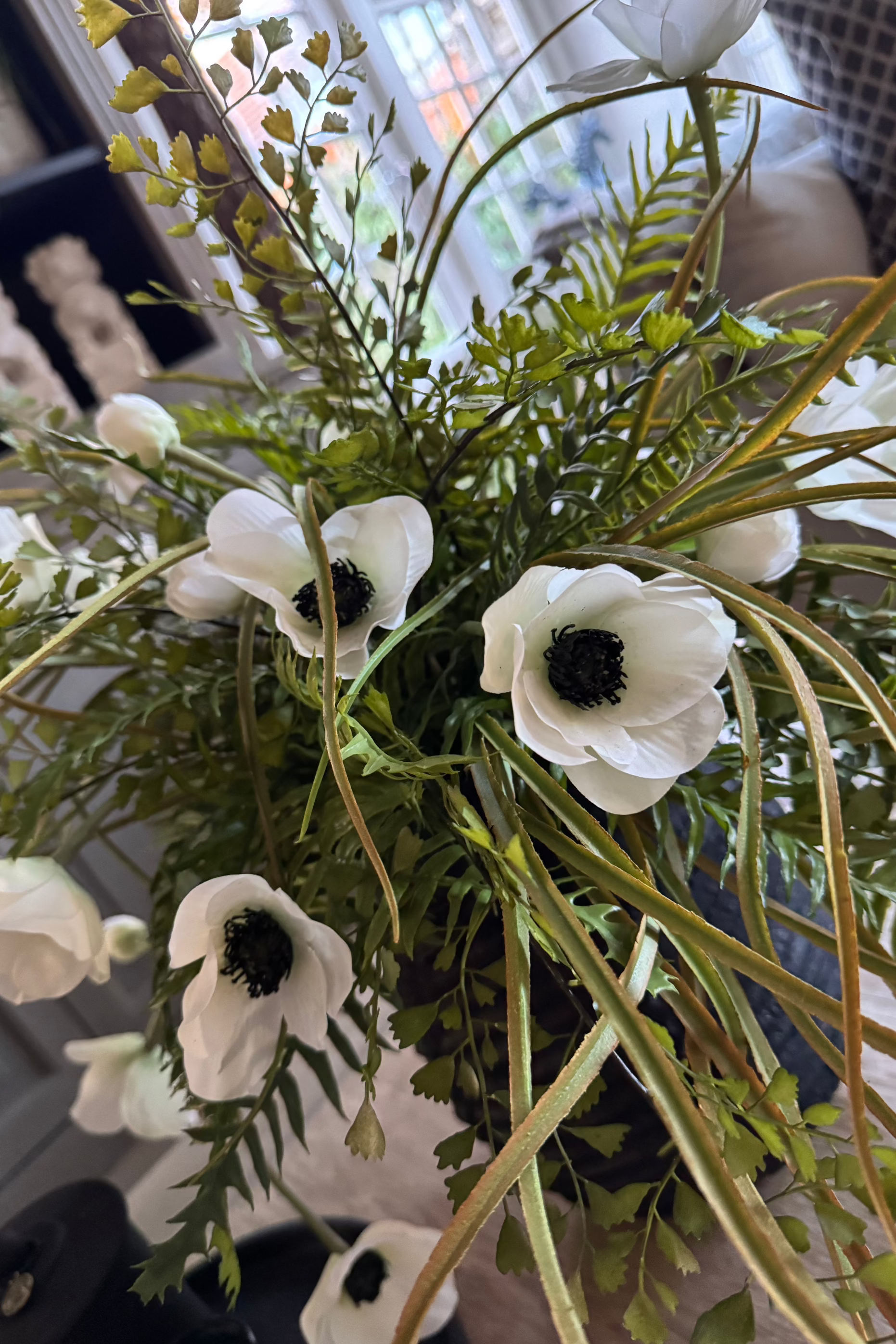 Anemone, Fern and Tillandsia Grass in a Black Ribbed Wooden Vase RTfact Flowers 