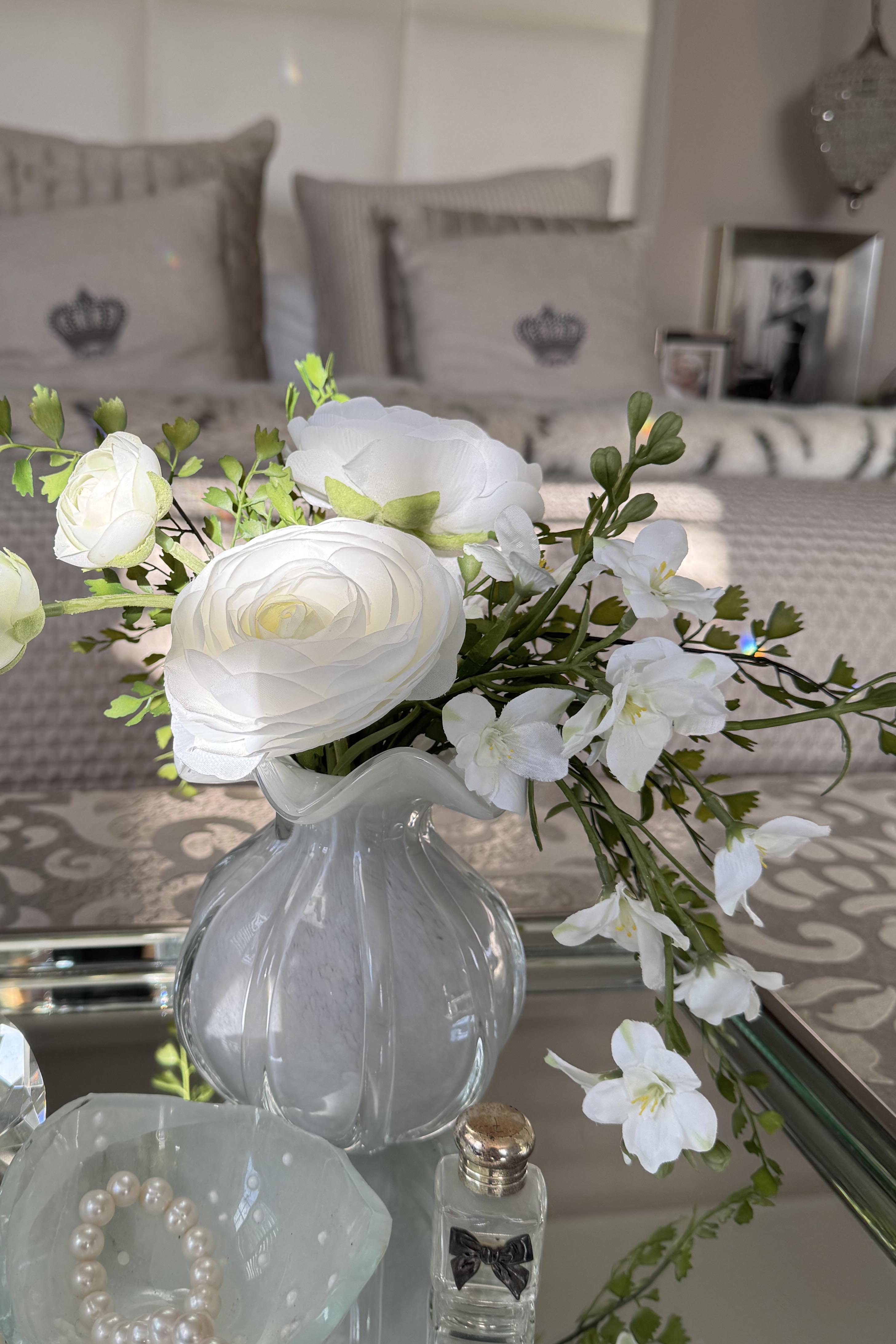 Ranunculus and Larksprum Spray in a Ribbed Glass Vase (White) RTfact Flowers 