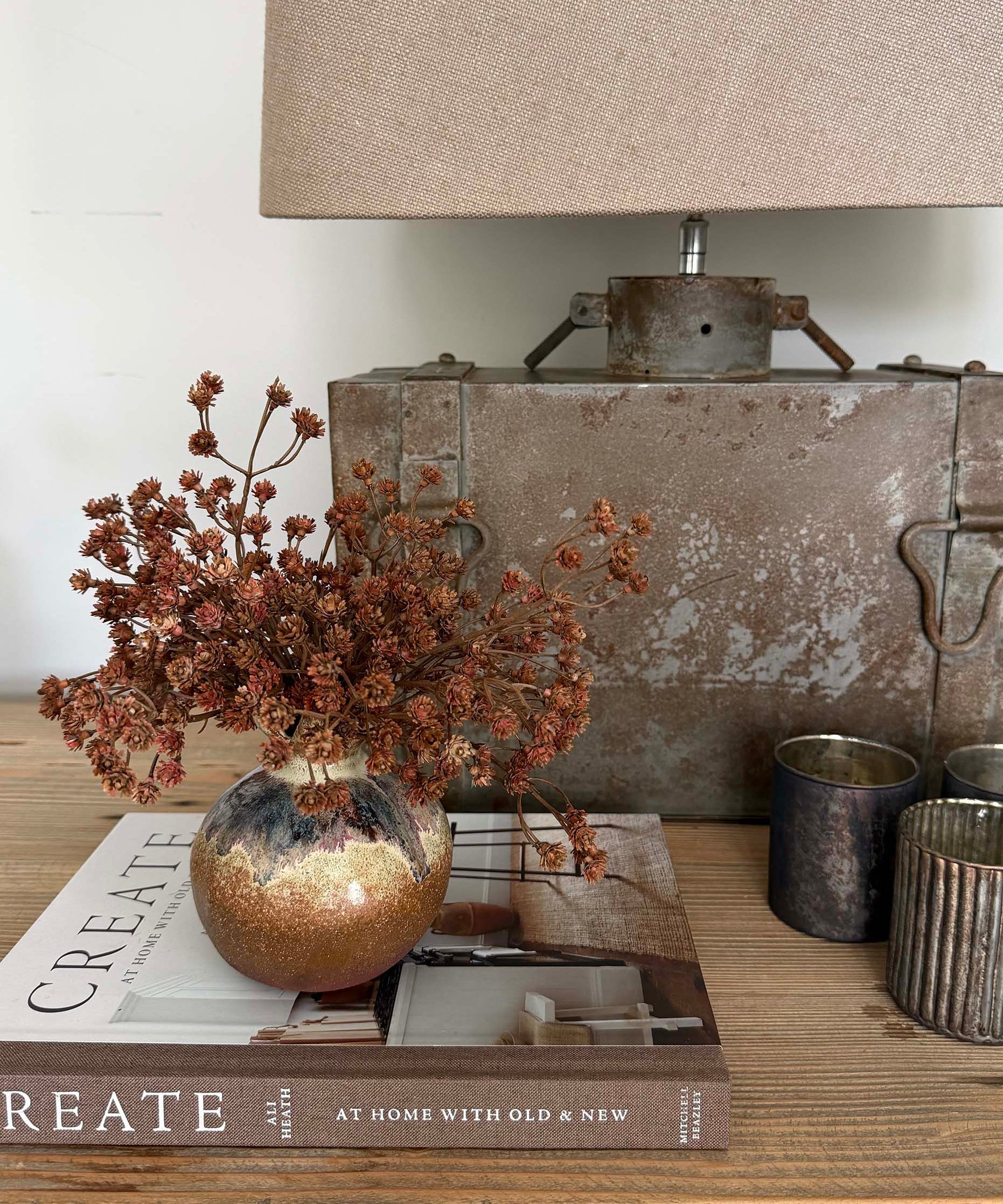 Gypsophilia in a Bronze Grey Vase RTfact Flowers 