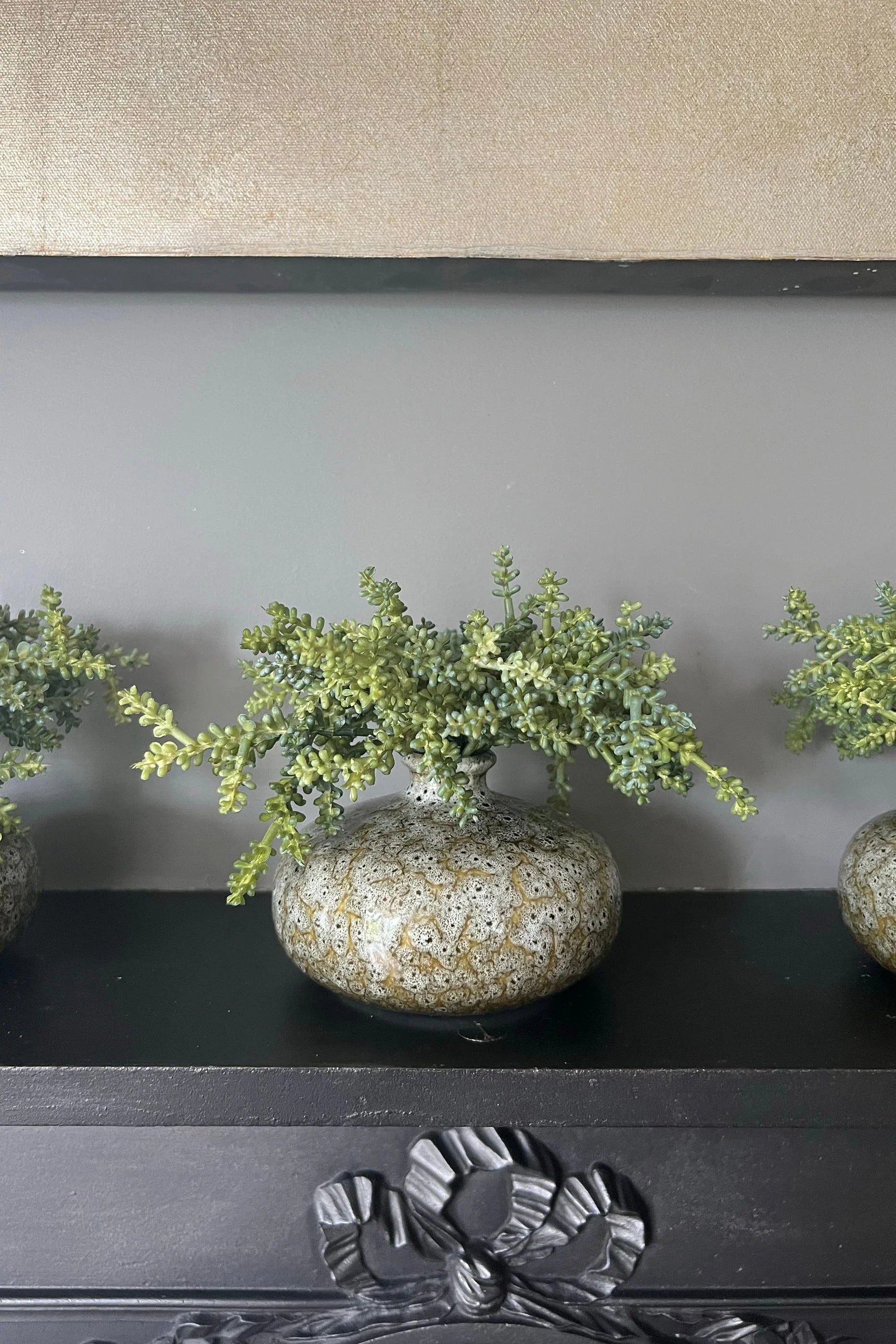 Mini Succulent in a Mottled Ceramic Vase RTfact Flowers 