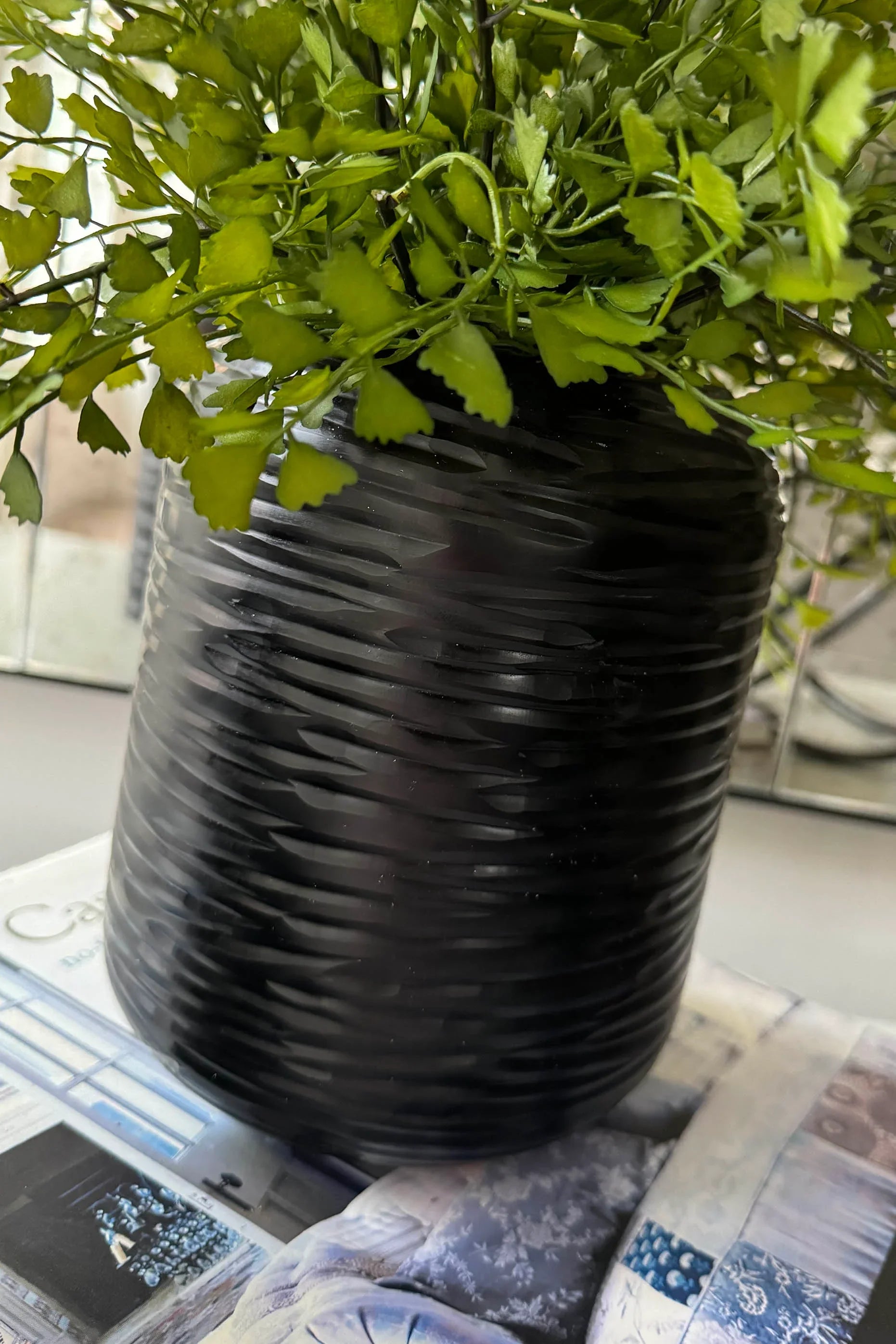Maidenhair Fern in a Black Carved Vase RTfact Flowers 
