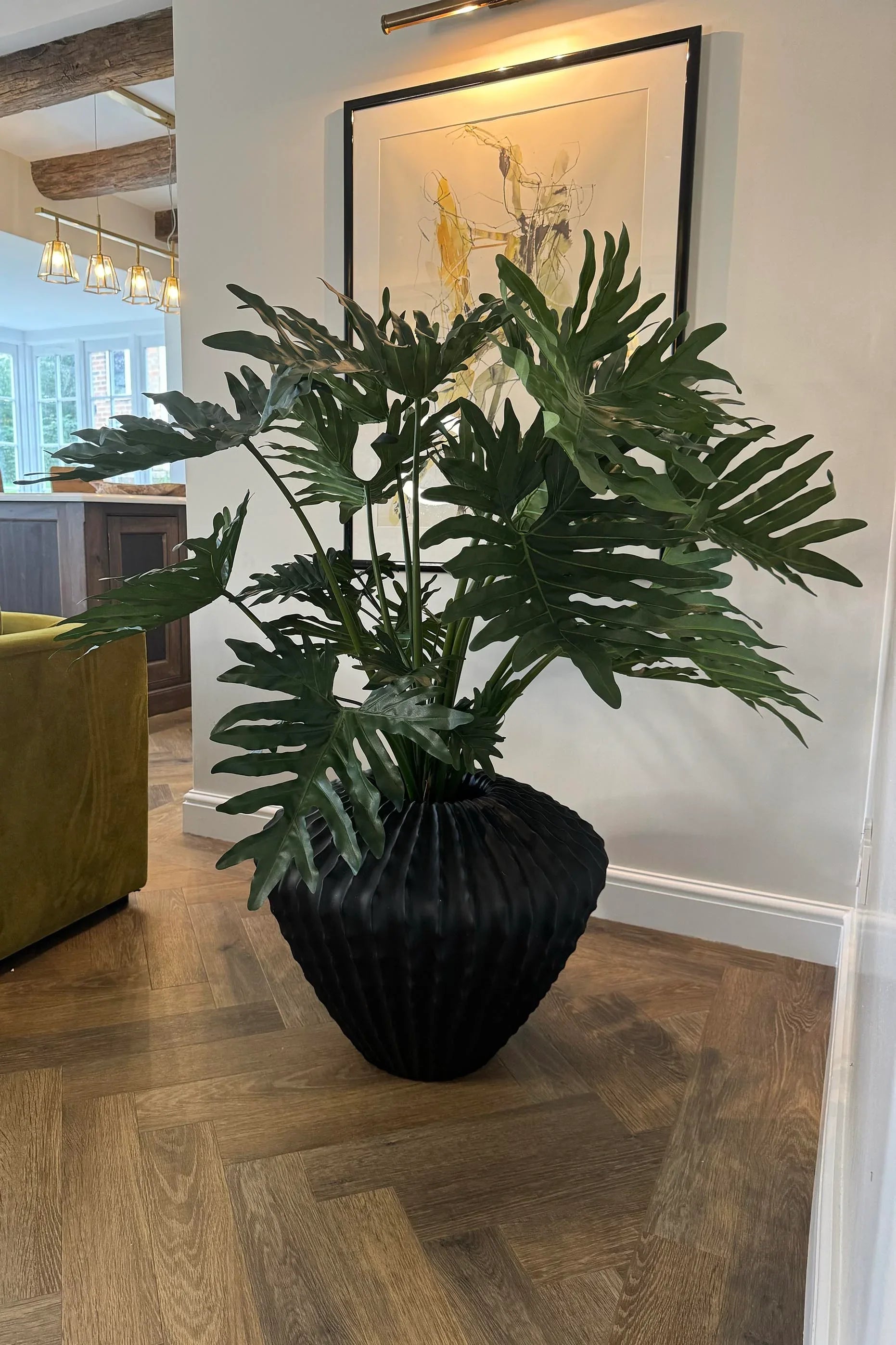 Philodendron in a Fluted Pot RTfact Flowers 
