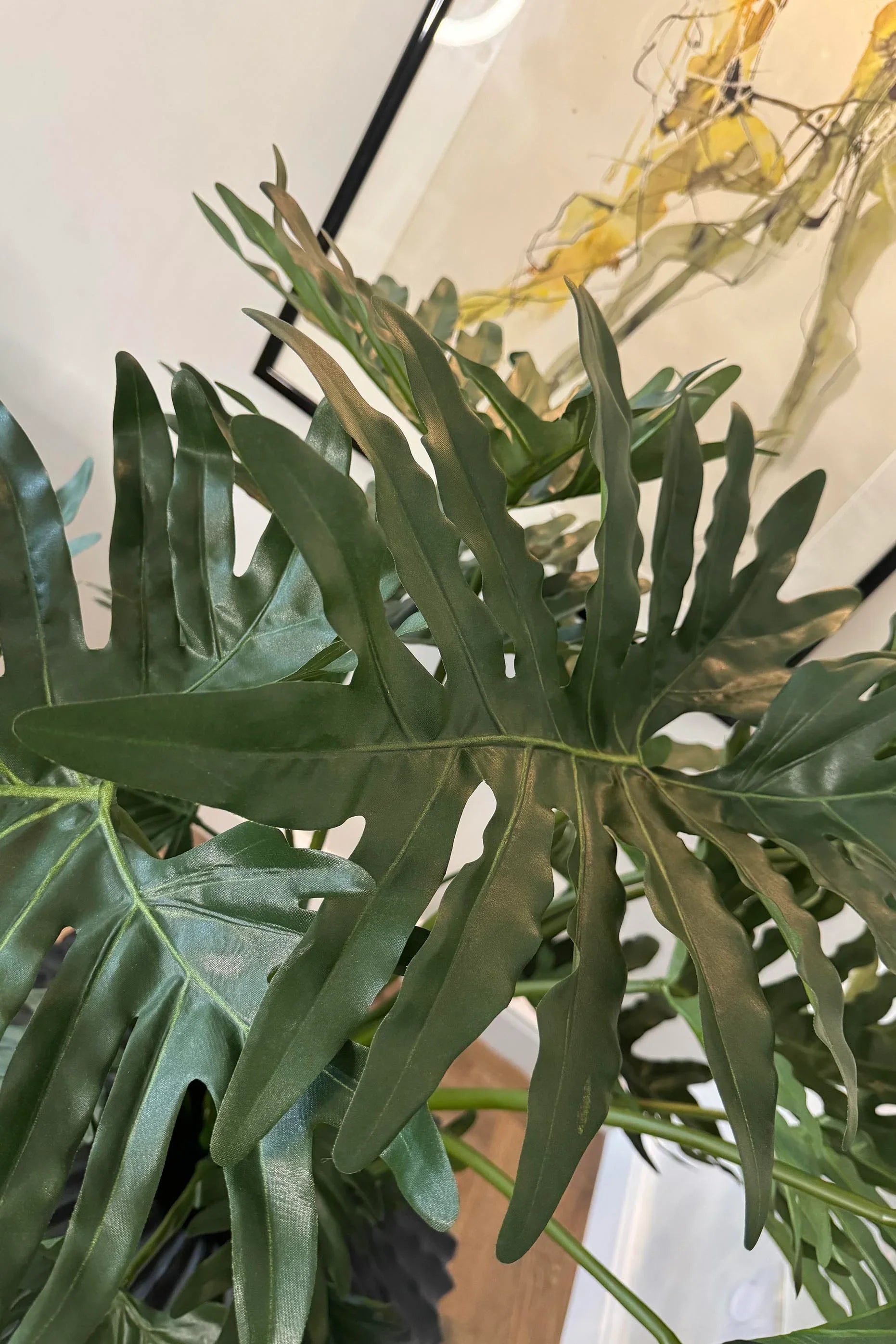 Philodendron in a Fluted Pot RTfact Flowers 