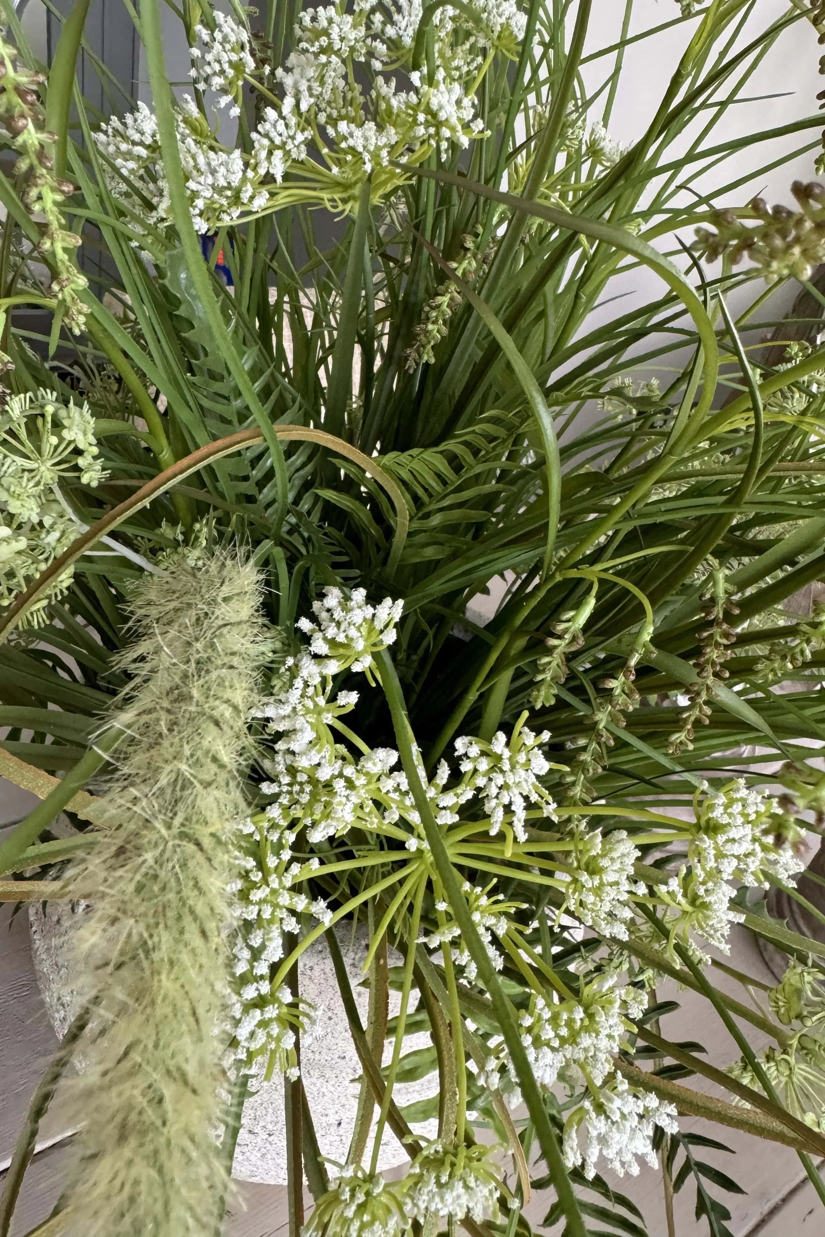 Queen Anne's Lace and Grass in a Cream Stone Pot RTfact Flowers 
