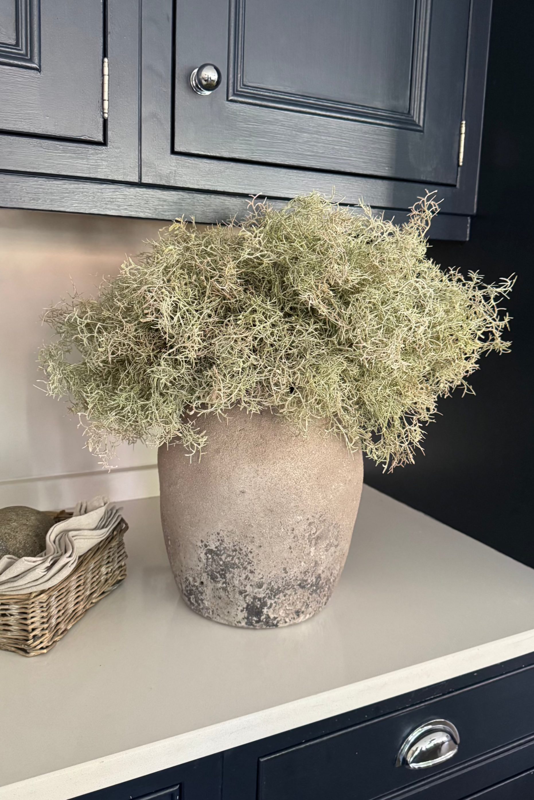 Spanish Moss in a Stone Vase RTfact Flowers 