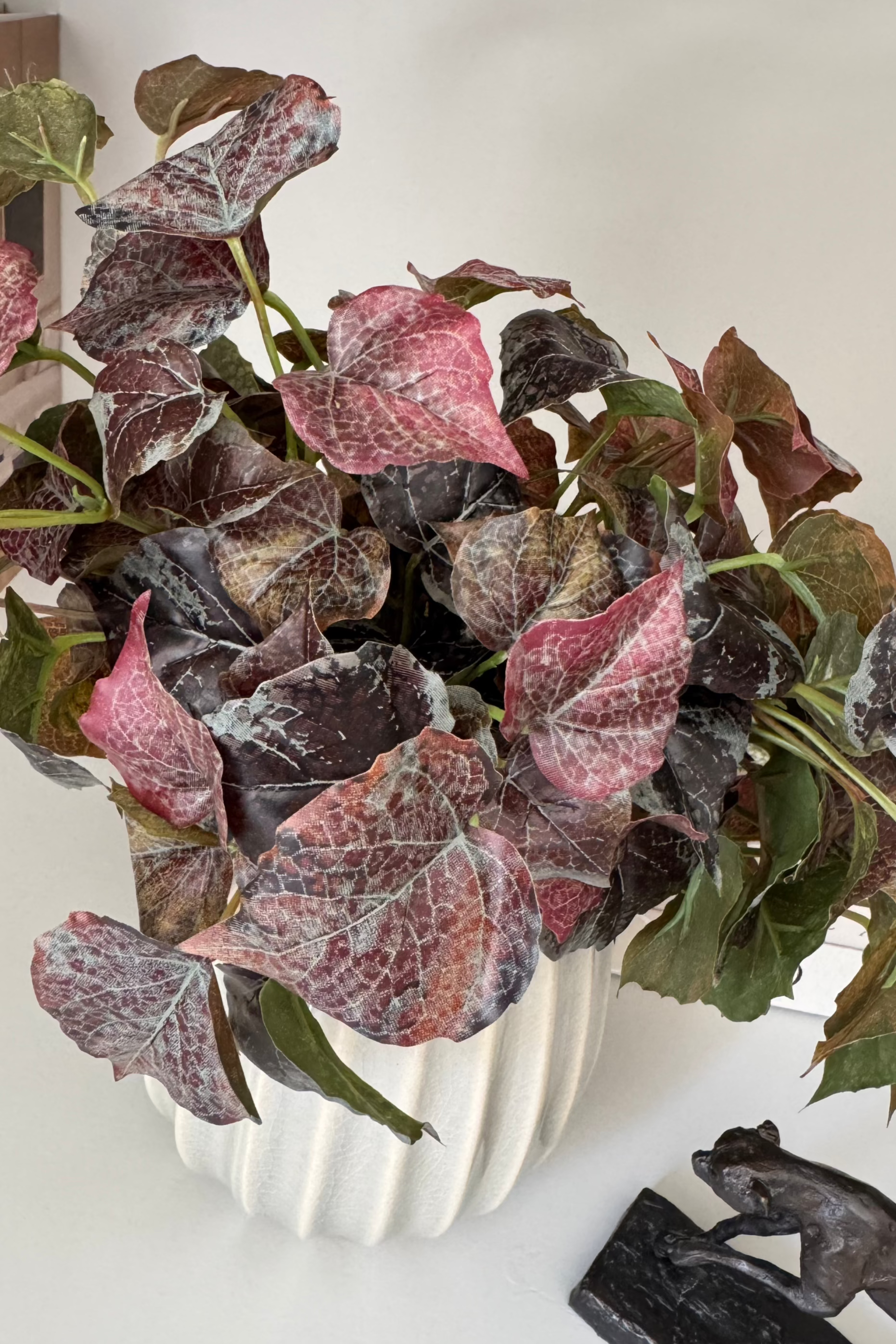 Ivy Spray in a Glazed Cream Vase RTfact Flowers 