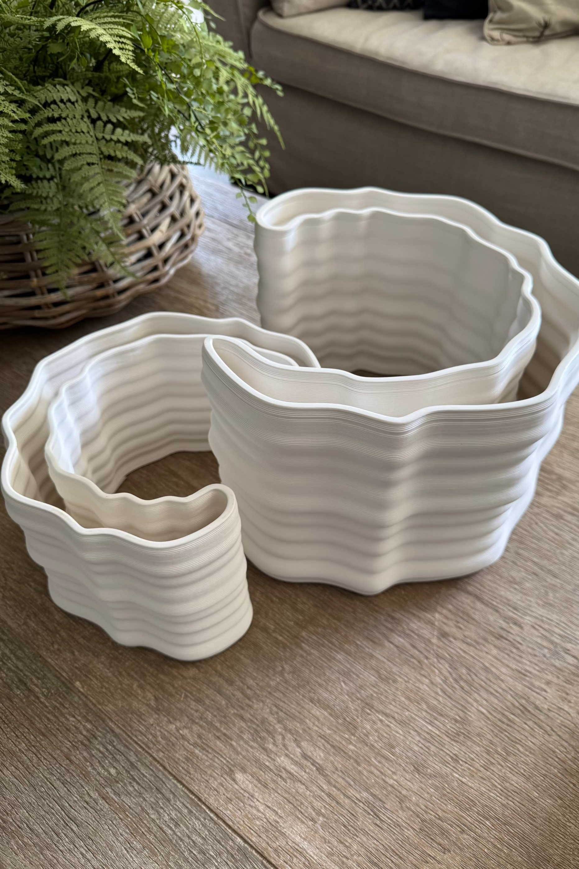 White Ceramic 'Half Moon' Vase - Short RTfact Flowers 