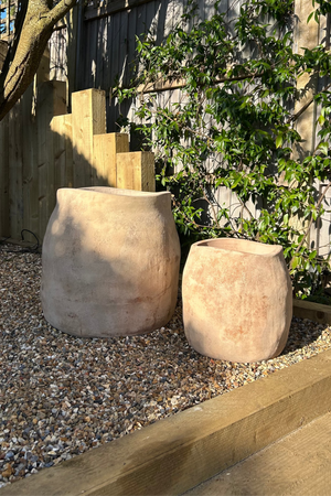 'Wavy Top' Terracotta Pot RTfact Flowers 