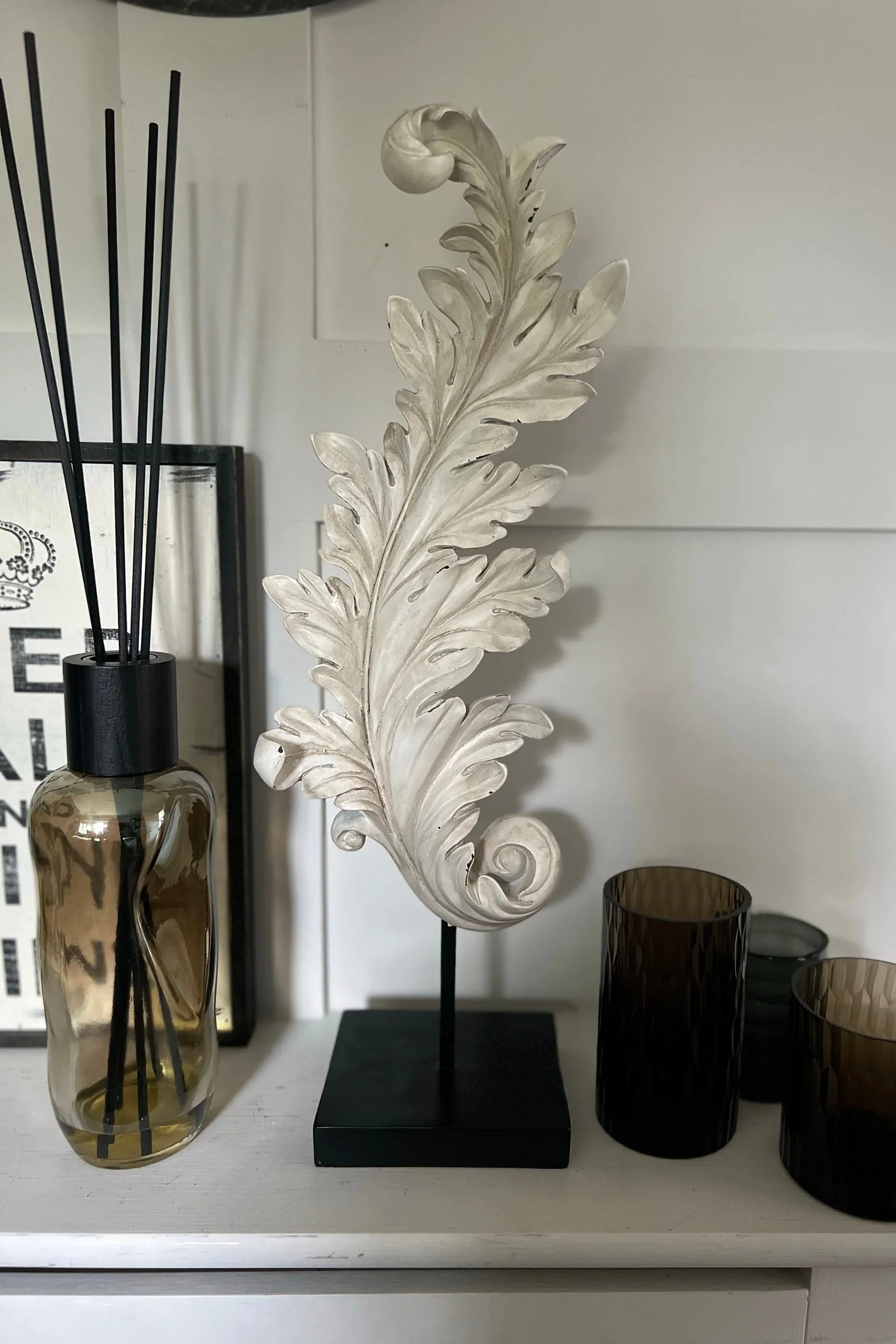 Feather Decorative Piece ( White) RTfact Flowers 