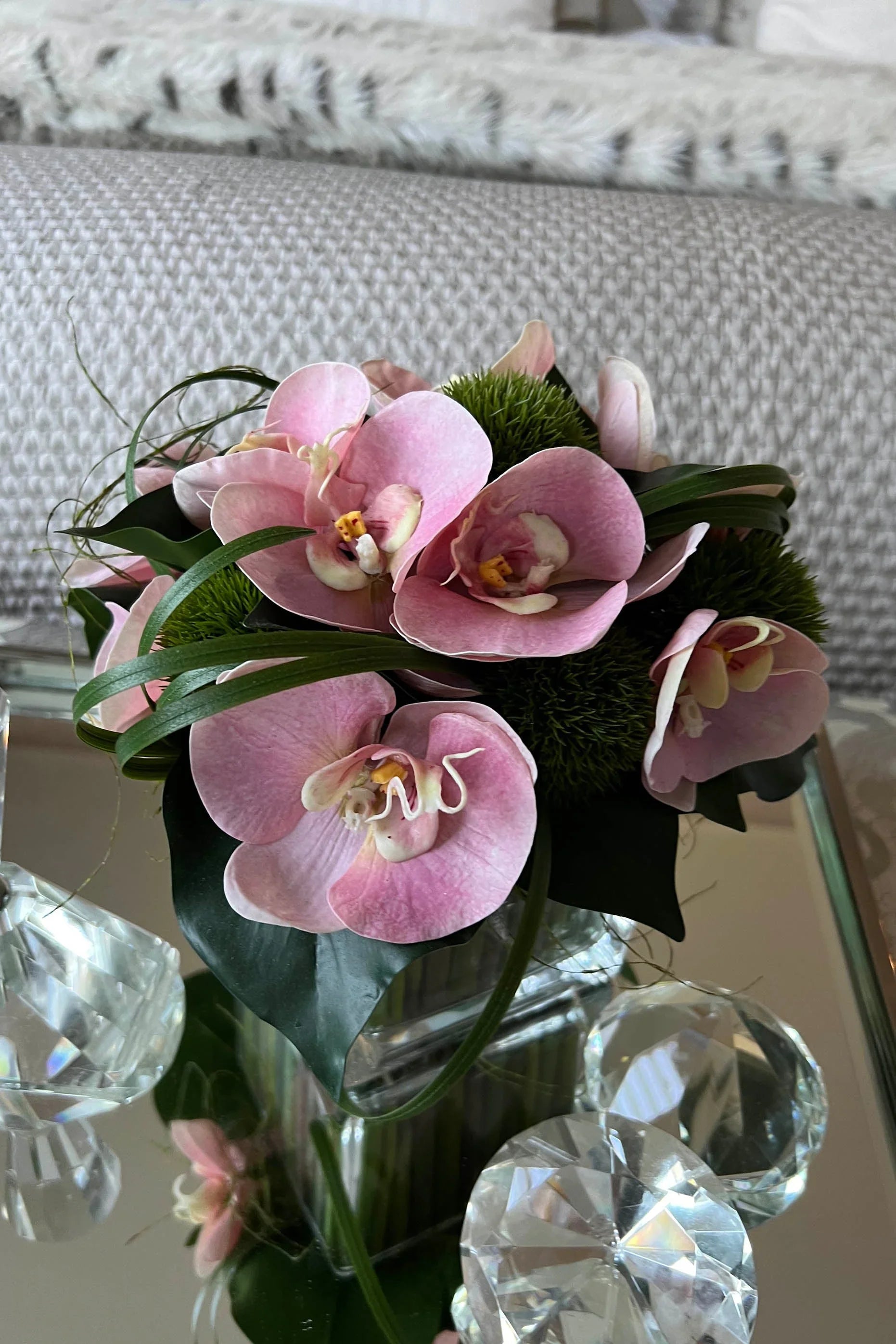 Vanda Orchid with Dianthus in a Stem Lined Cube (Pink) RTfact Flowers 