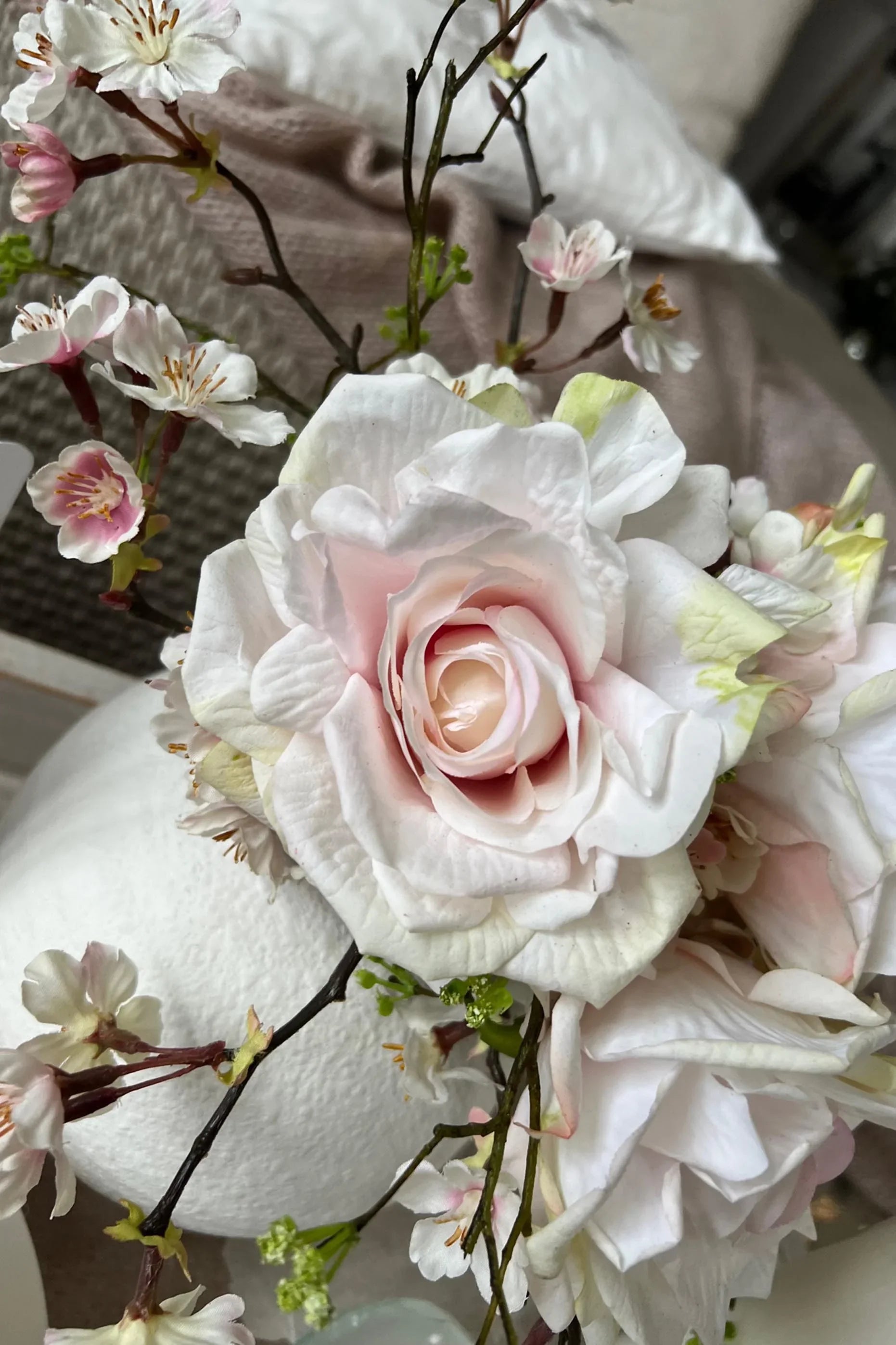Rose and Blossom in a White Stone Vase RTfact Flowers 