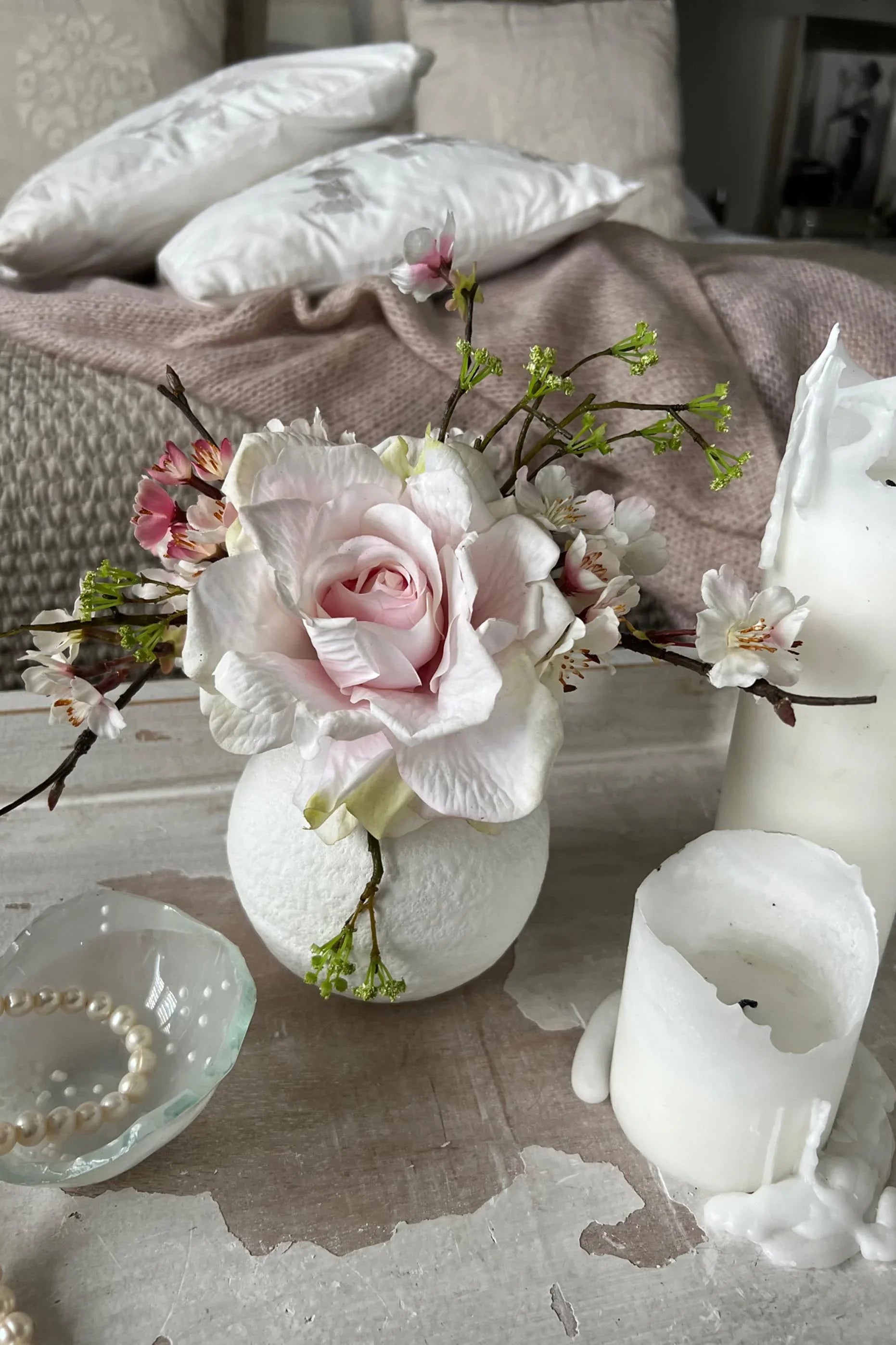 Rose and Blossom in a White Stone Vase RTfact Flowers 